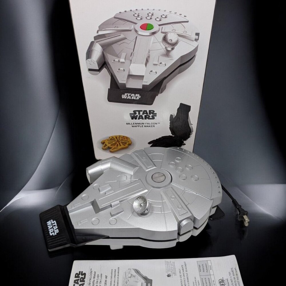 Star Wars™ Millennium Falcon Waffle Maker